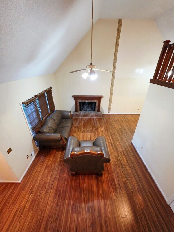 Photo - 3718 Memorial Pkwy NW