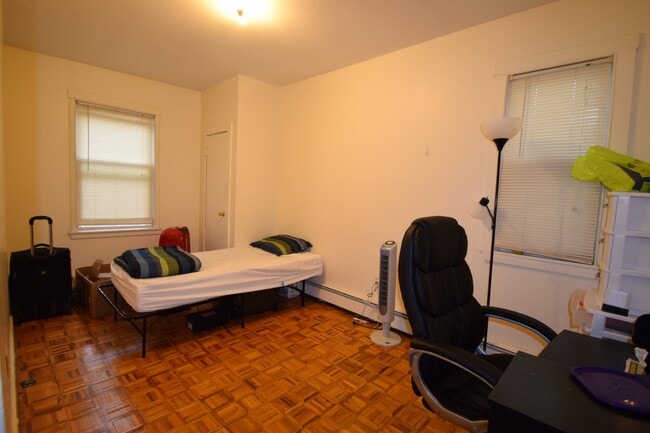 Photo - 1576 Tremont St Unit 3