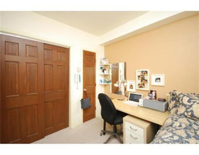 Photo - Symphony Rd Fenway 3 Bedroom with Laundry in Unit - Available 9/1/2026