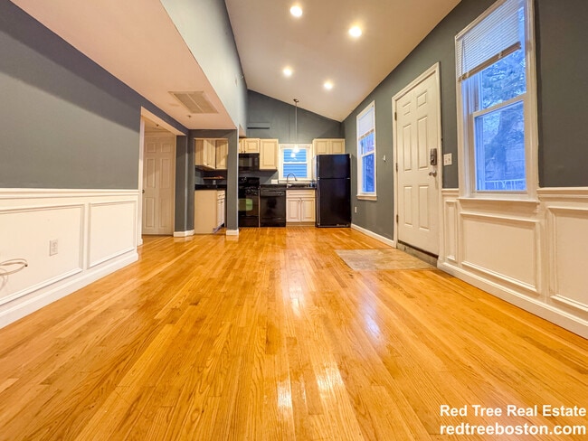 Photo - 89 Spring St