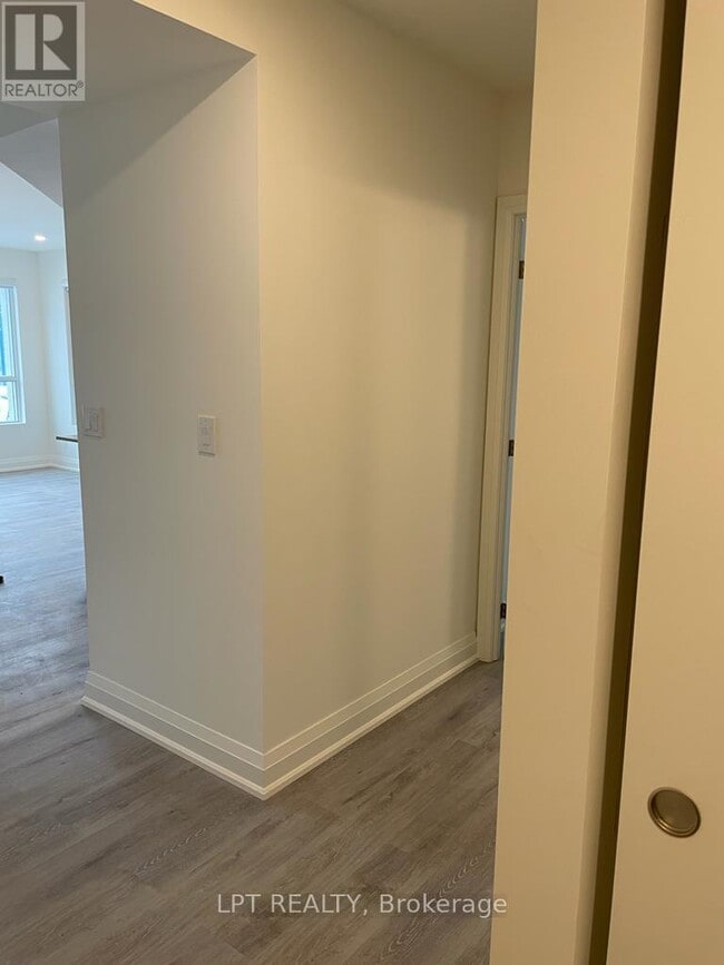 Photo - 58 Lakeside Ter Unité 218