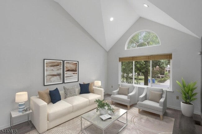 450 Vanderveer Rd