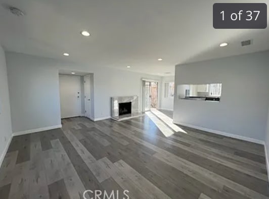Building Photo - 10214 McClemont Ave Unit 2 Rental
