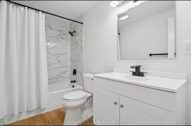 Bathroom - 511 New York Ave Unit 2nd Floor