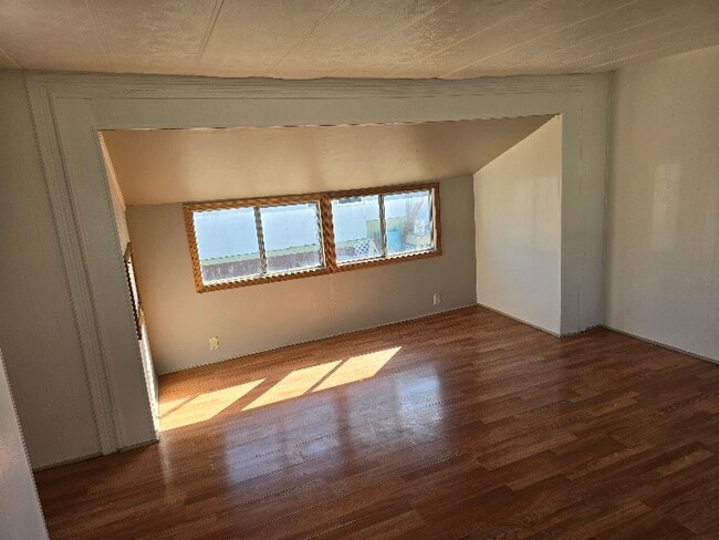 Photo - 400 S Adams St