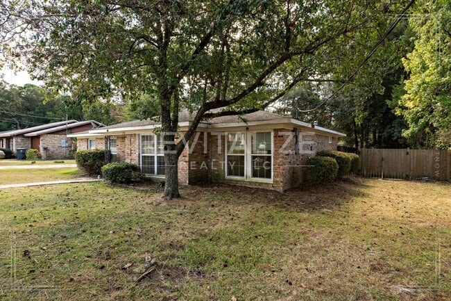 Photo - Beautiful 4 Bed 2 Bath Home in Daphne!!