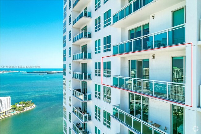 Building Photo - 950 Brickell Bay Dr Unit 4906 Rental