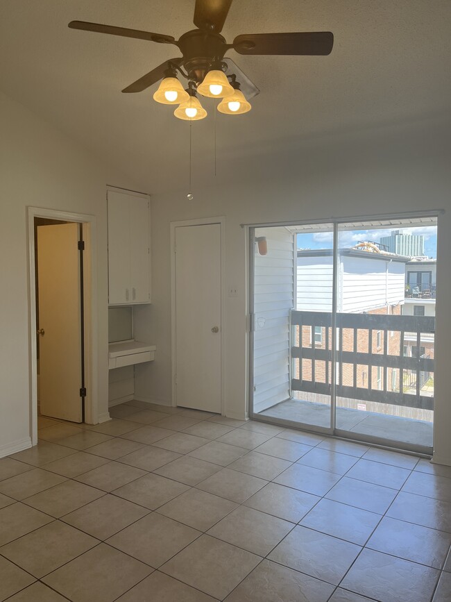 Photo - 4101 Hessmer Ave Unit 311