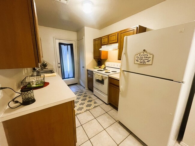 Photo - 9200 Snowberry Dr