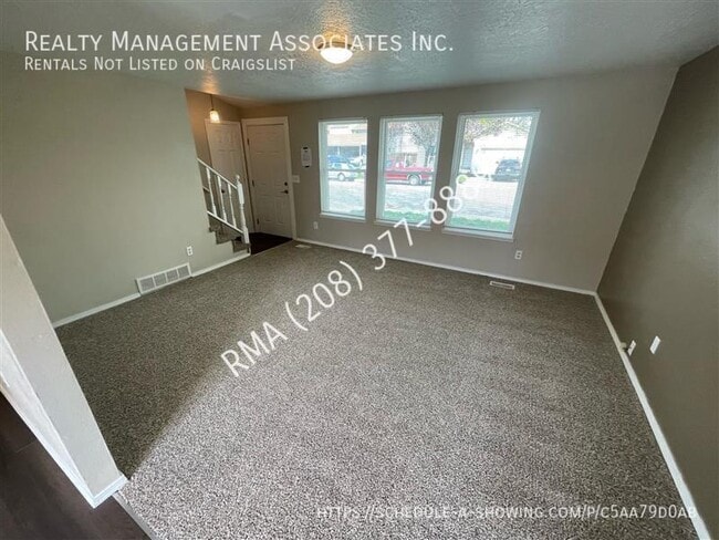 Photo - 1339 W Sandalwood Dr