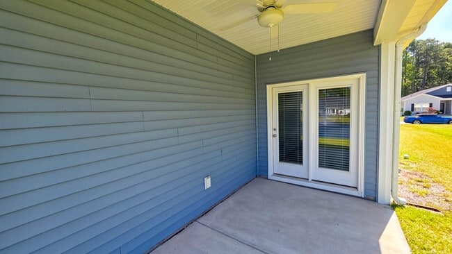 Photo - 427 McGarry Dr