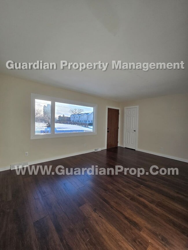 Photo - SxS duplex Available now! LVP flooring throughout, independent living areas each W/ full kitchen ...