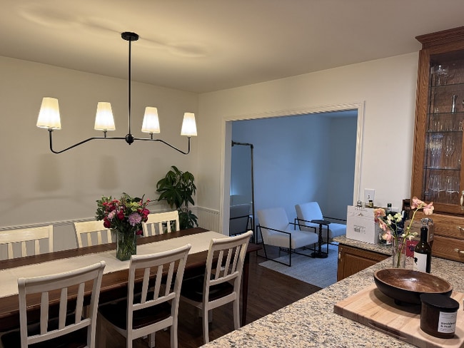 Photo - 702 Newport Cir