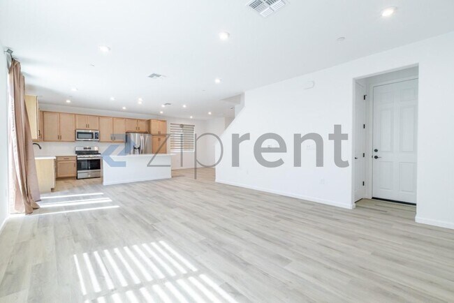 Photo - 4013 Trento Wy