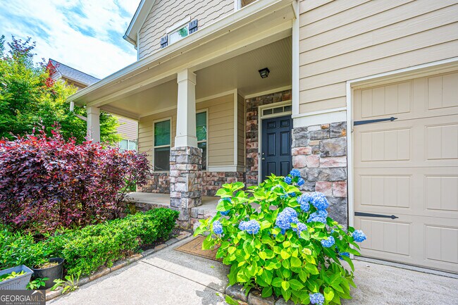 Photo - 1675 Great Heron Cove