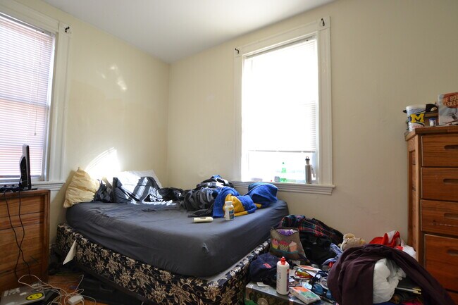 Photo - 5 Murdock Ter Unit 3