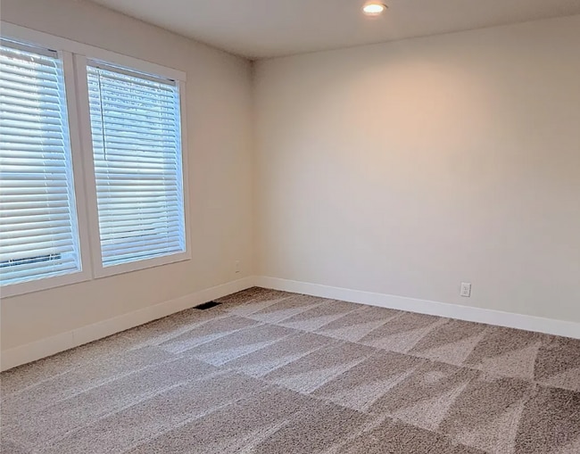 Photo - 17050 Coventry Ln