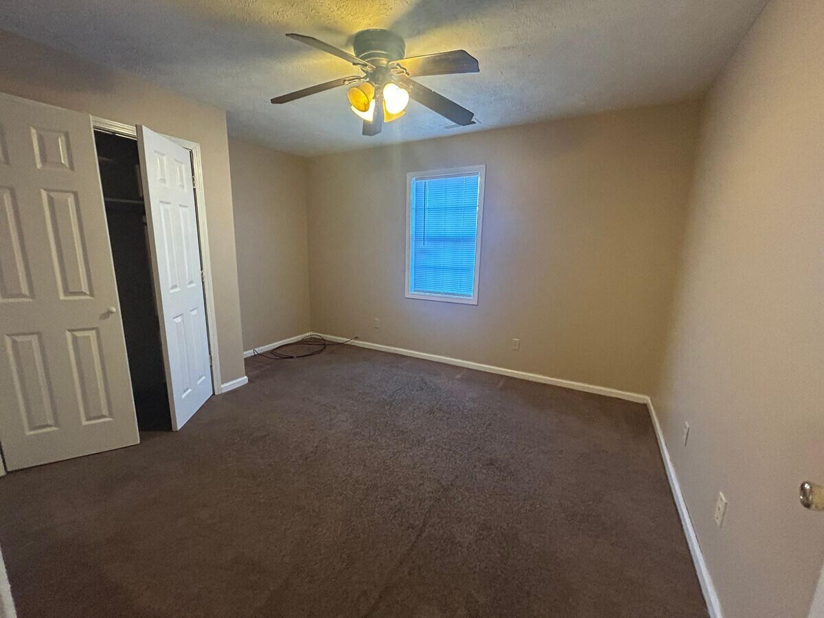 Photo - 711 N Monroe Ave