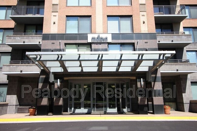 Building Photo - 2451 Midtown Ave