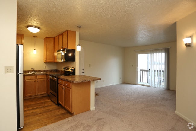 Building Photo - The Vineyards