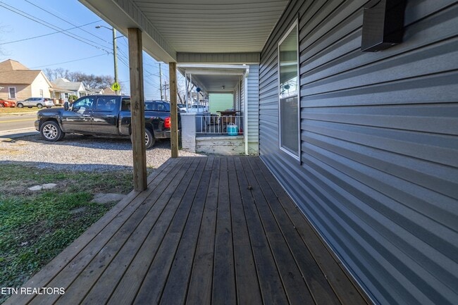 Photo - 1422 Beaumont Ave