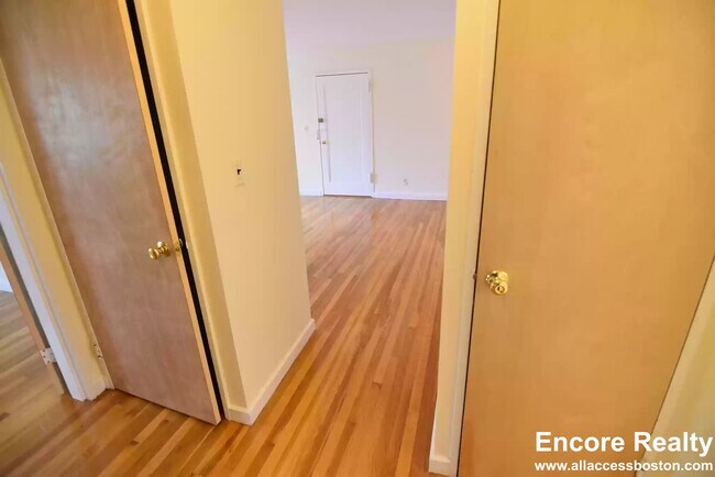 Photo - 59 Parkman St Unit 1B
