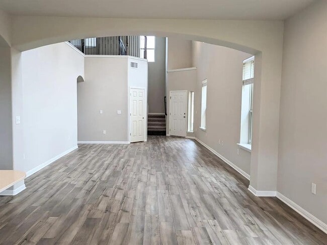112 Manassas Dr
