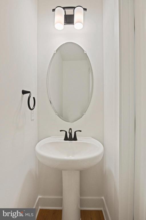 Photo - 19874 Yellow Daisy Ter