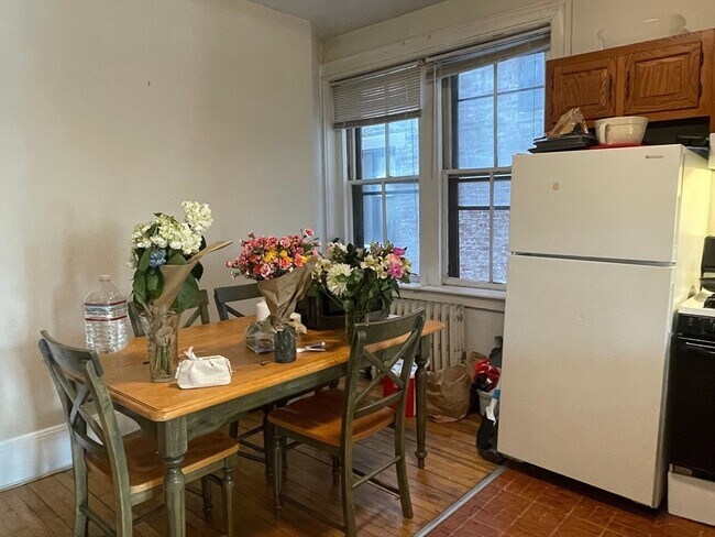 Photo - 1157 Commonwealth Ave Unit 4