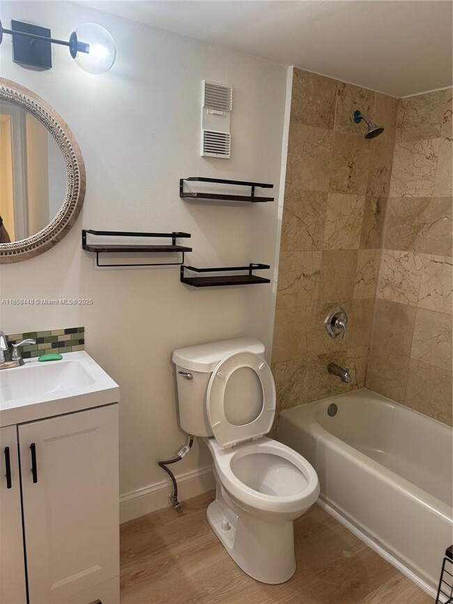 Building Photo - 220 NW 107th Ave Unit 106 Rental