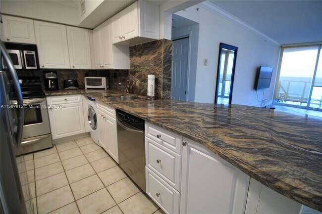 Photo - 2501 S Ocean Dr Unit #825