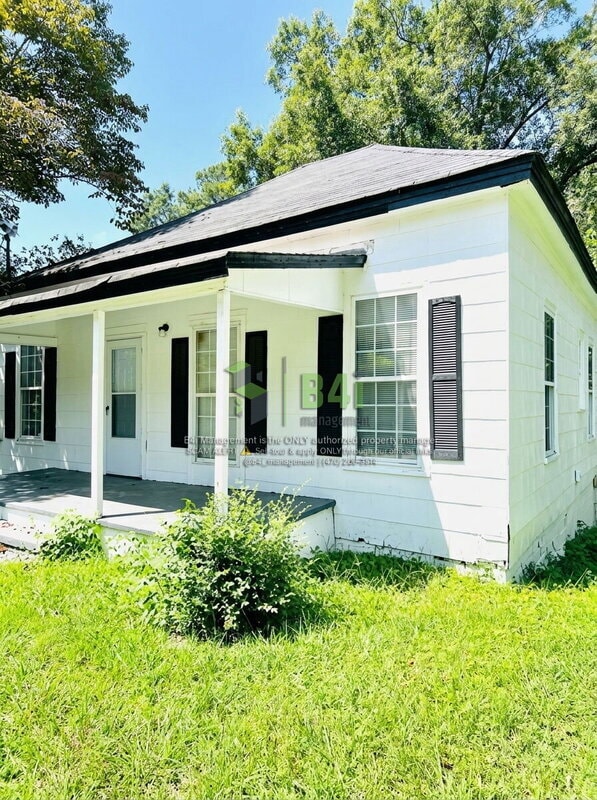 Photo - 114 McGee St