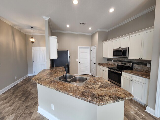 Photo - 107 Gloucester Rd