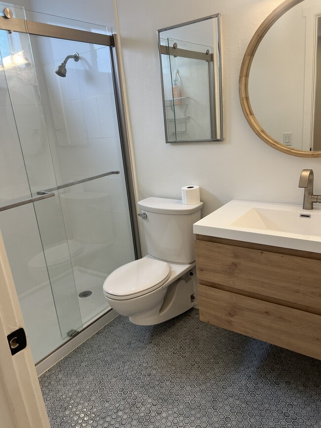 Photo - 6292 Freeborn Dr