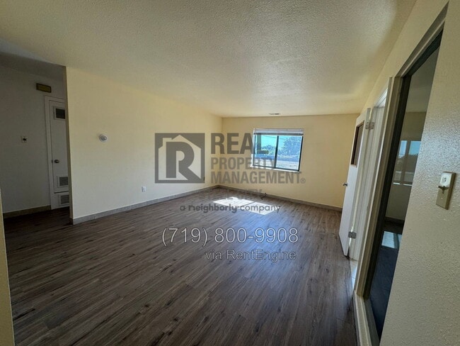 Photo - 2116 Norman Ln Unit B