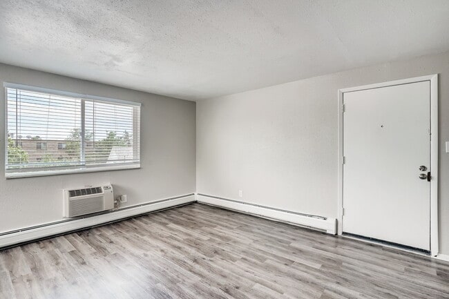 Photo - 3310 S Grant St Unit 203