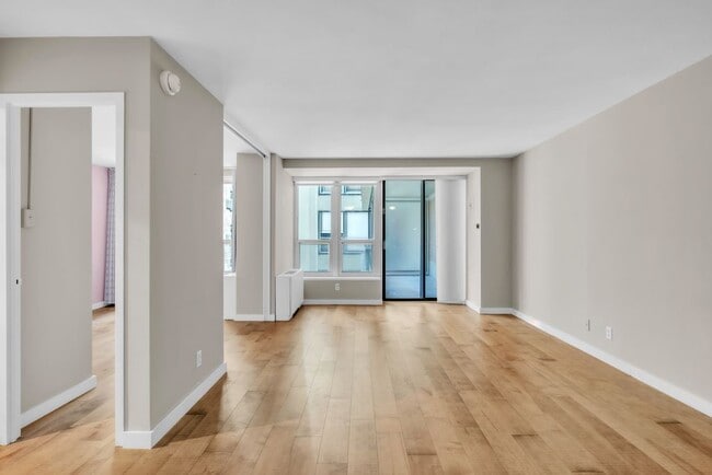 Photo - 224 W Rittenhouse Sq Unit 1618
