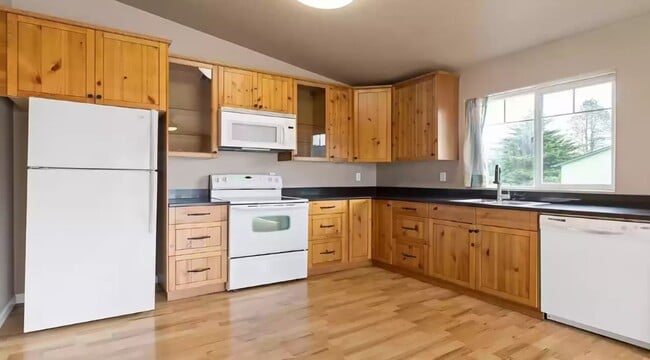Photo - 616 S 19th St Unidad Upstairs B