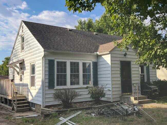 Photo - 703 North St