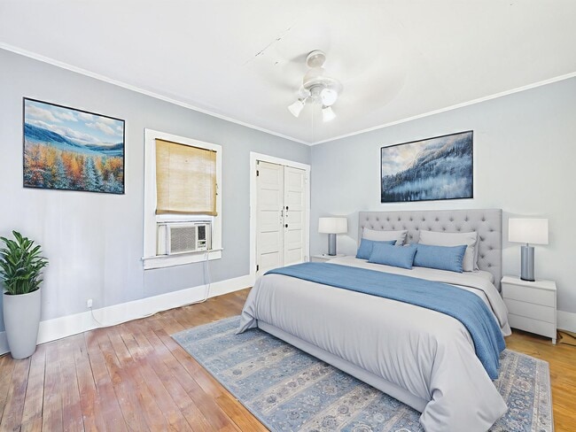 Photo - ATTENTION UL STUDENTS!!!!