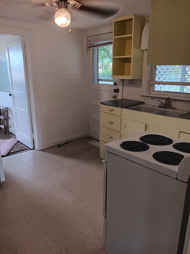 Photo - 655 N Pike Rd Unit 1
