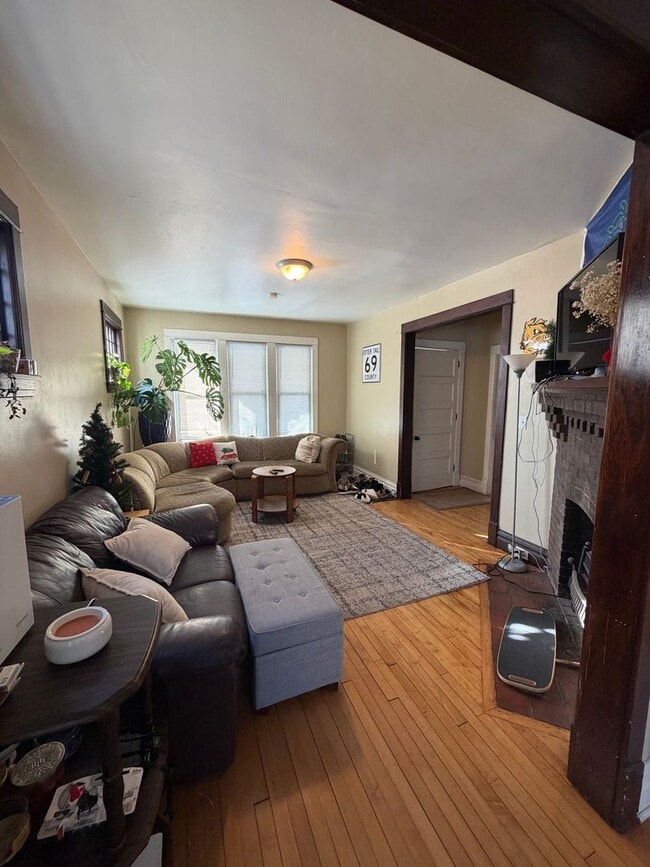 Photo - AVAILABLE JUNE 1st - 4 Bed, 1.5 Bath Bungalow