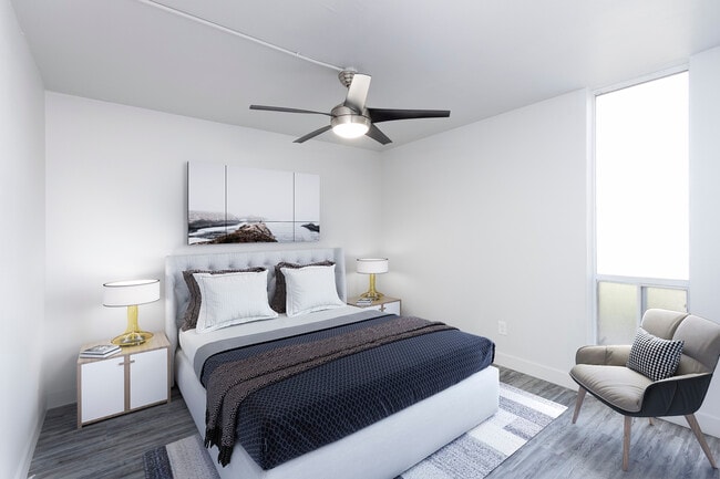 Photo - Element on 5th