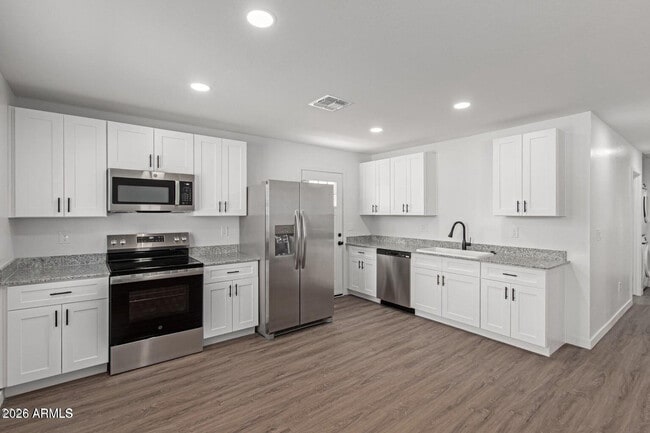 Photo - 336 S 98th St Unidad # 2