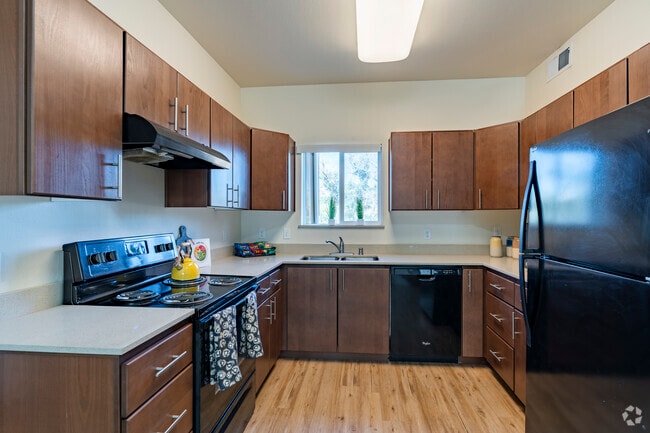 Wolf Run Student Living