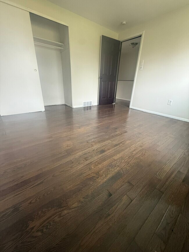 Photo - 200 N Christine Cir