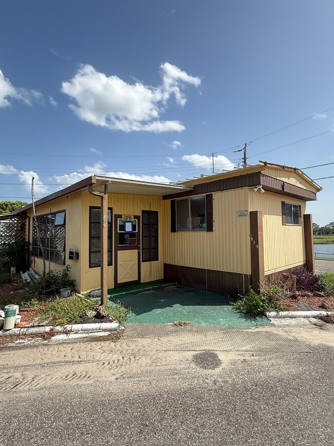 Building Photo - 920 Boardwalk Ln