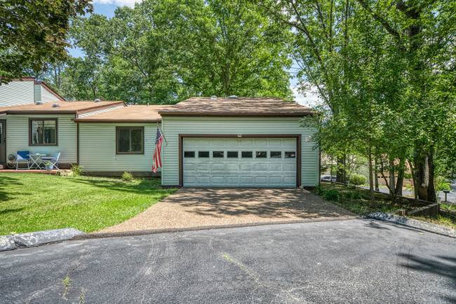 Photo - 30 Woodland Terrace Townhome