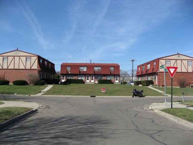Photo - Ironwood Court Apartments