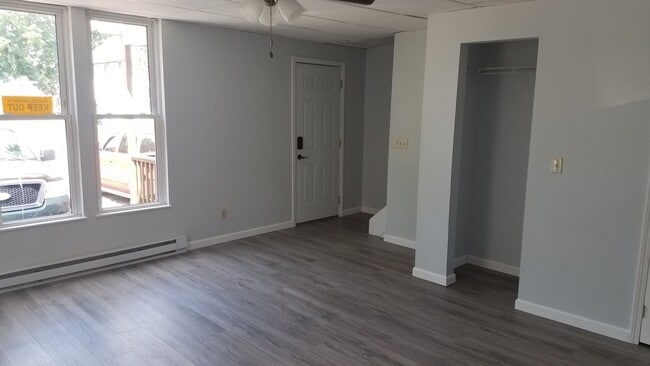 Photo - 523 W Front St